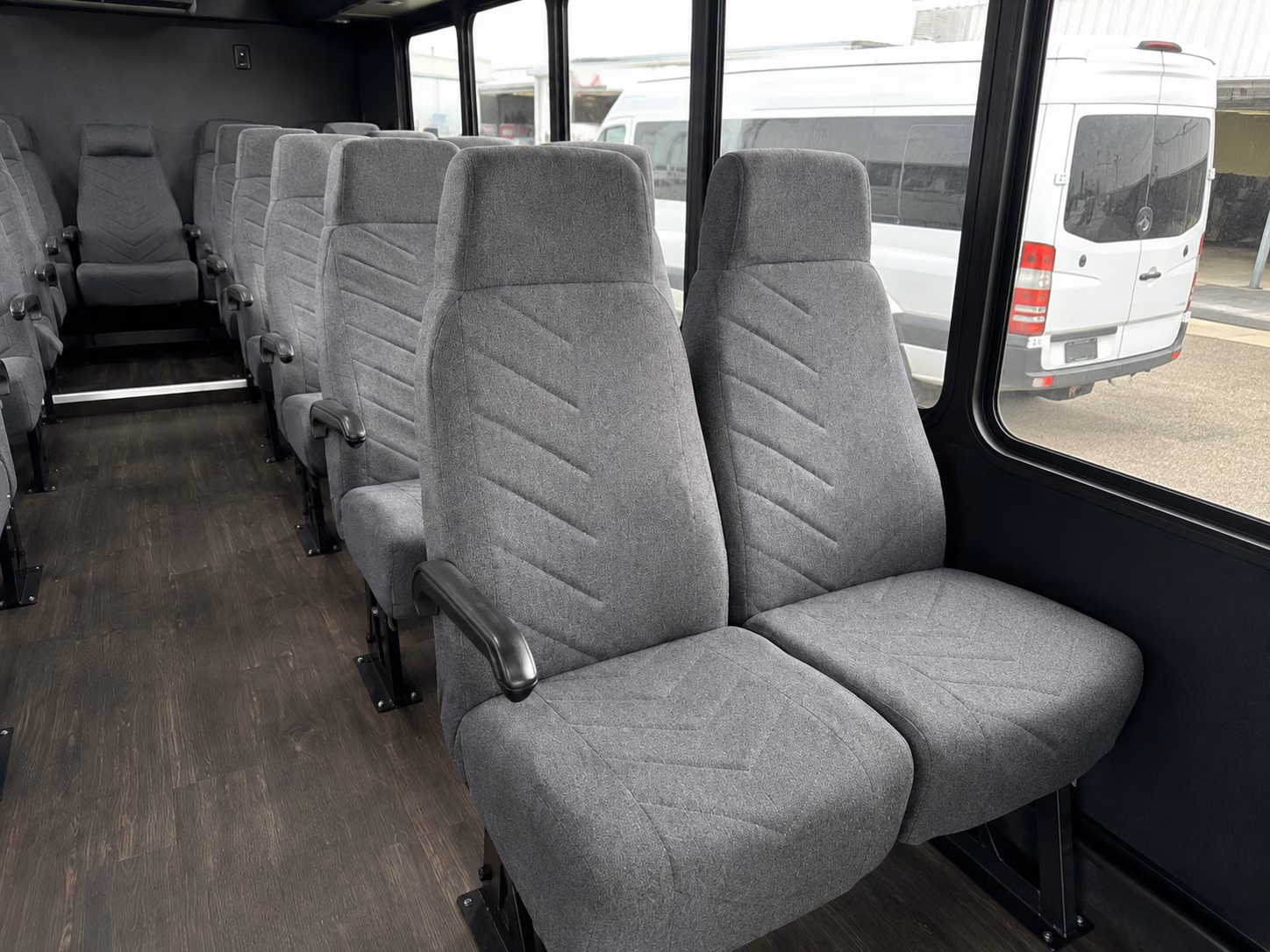 bayonne short and long term charter bus services for bayonne businesses