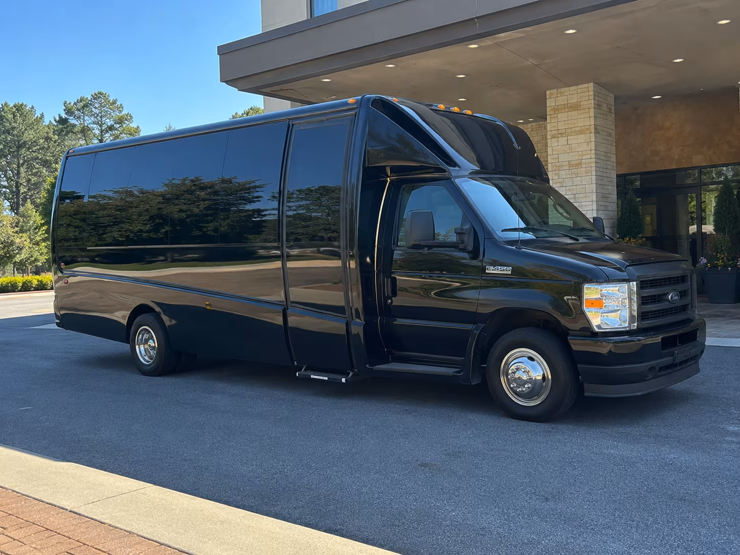 conference and event shuttles to liberty science center and harborside