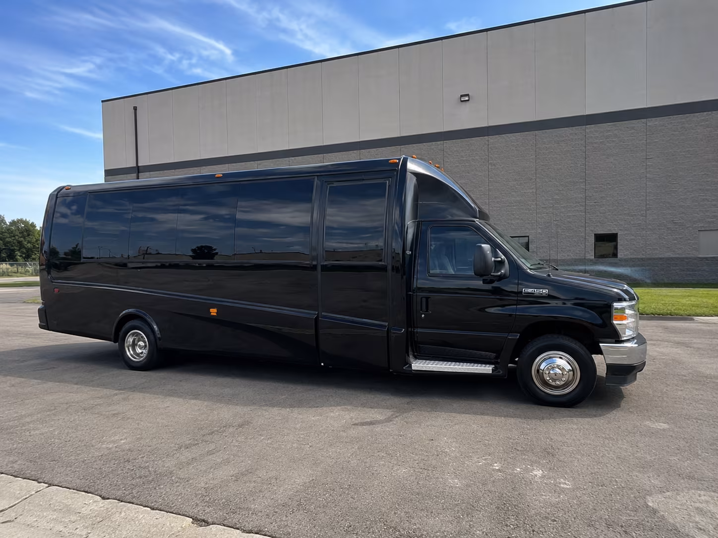cross hudson corporate shuttles for finance tech and professional teams