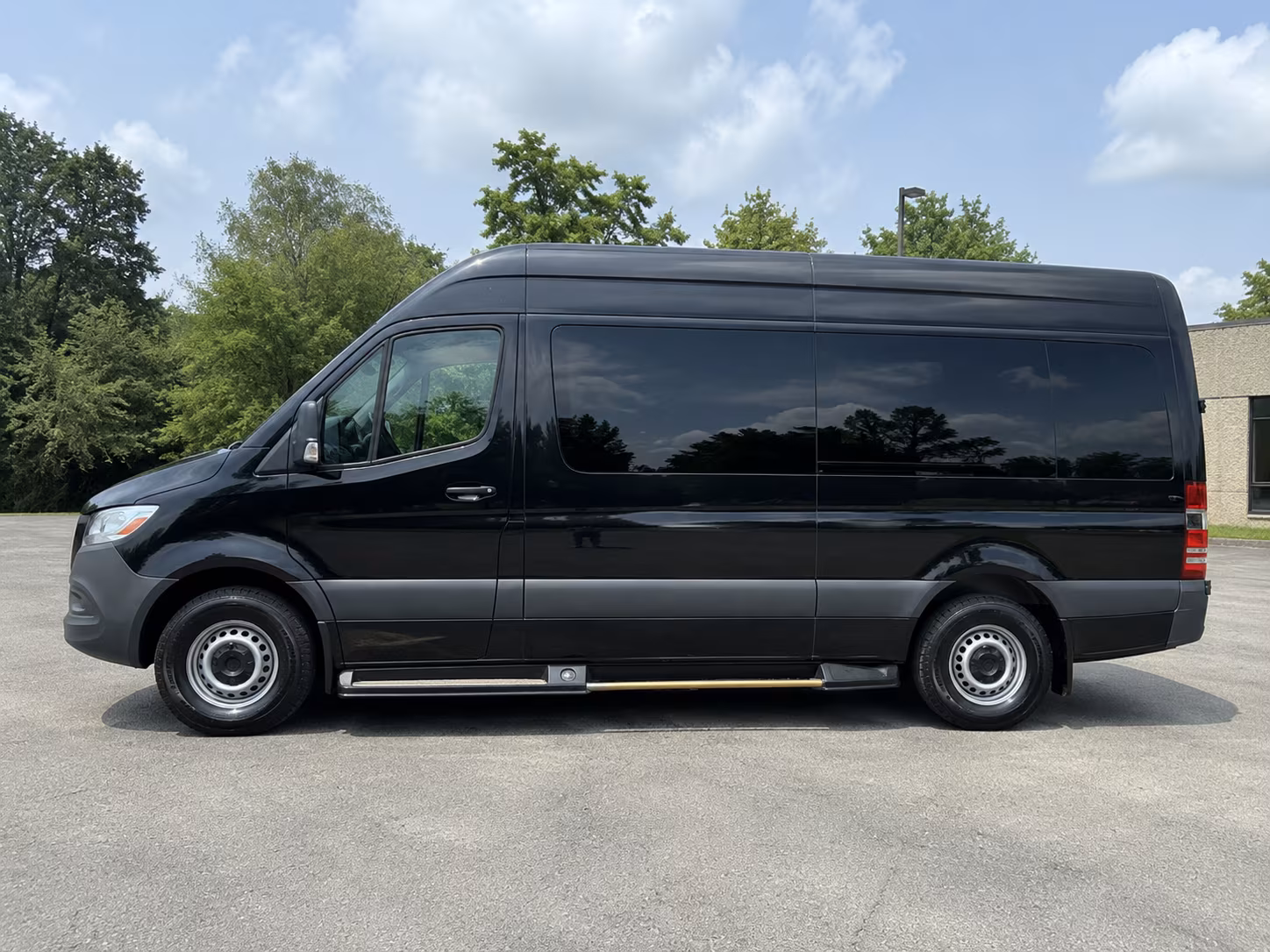 edison airport transportation made easy