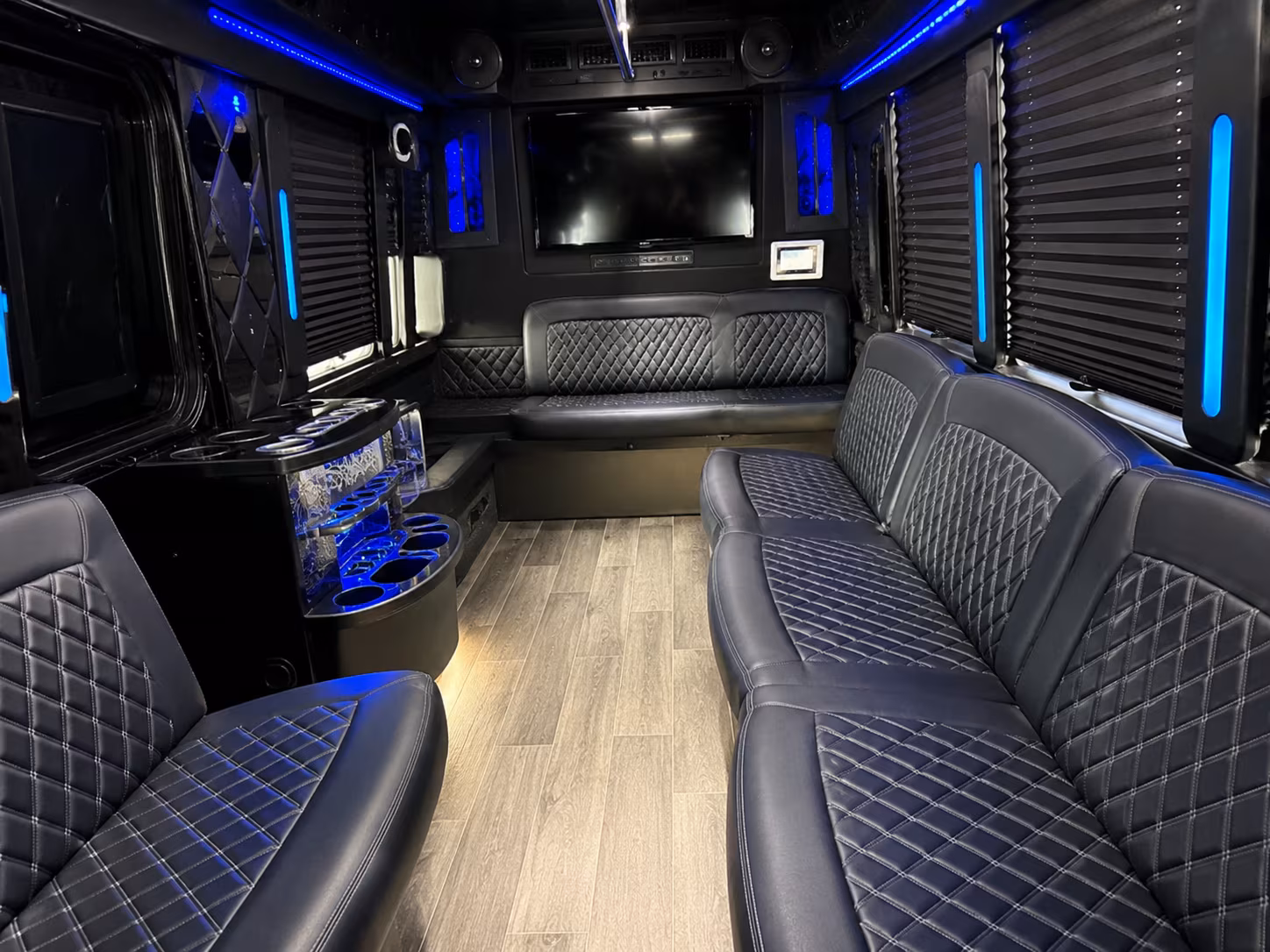 elizabeth bus rentals