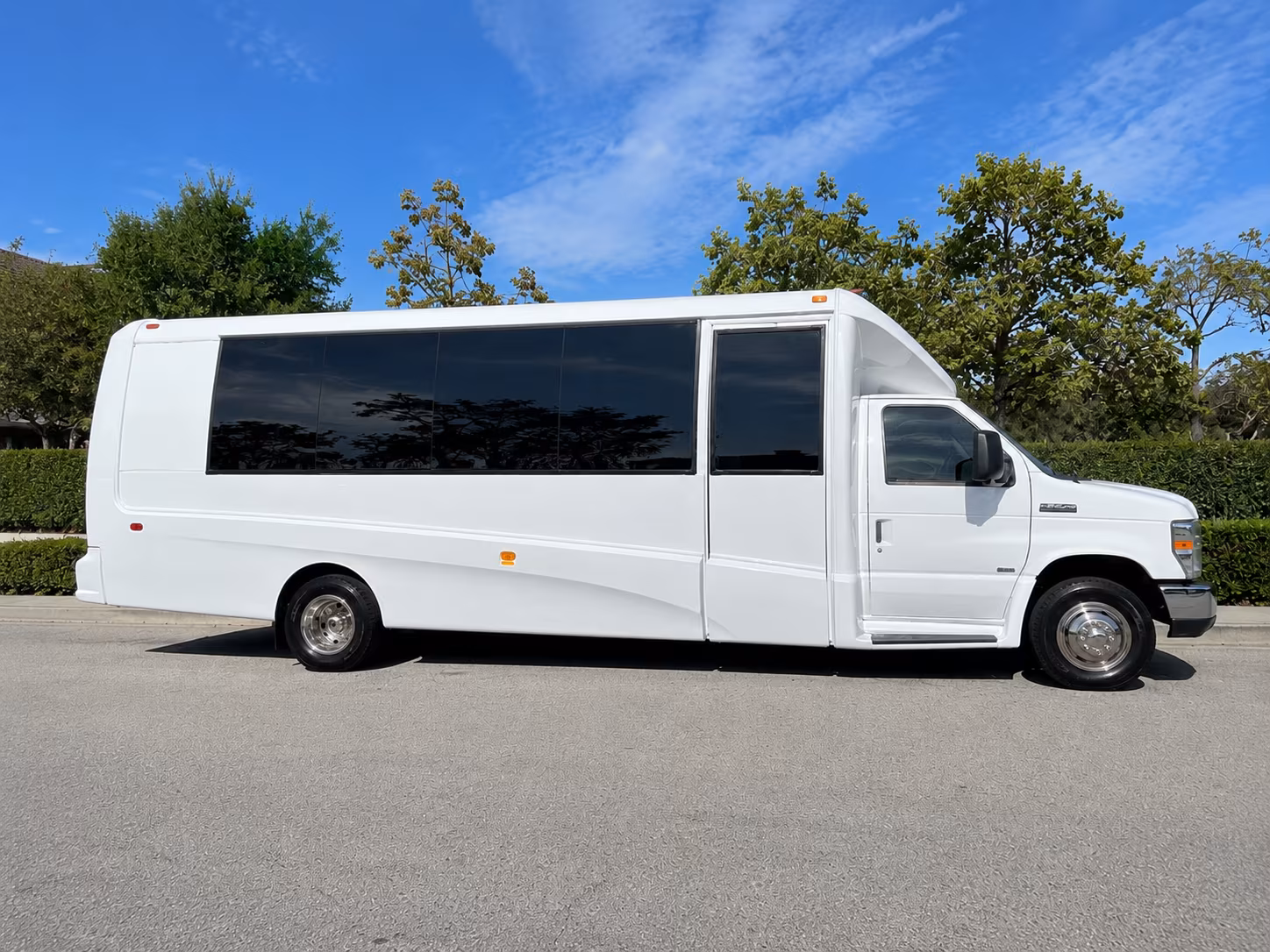 finding field trip buses that meet new jersey school transportation requirements