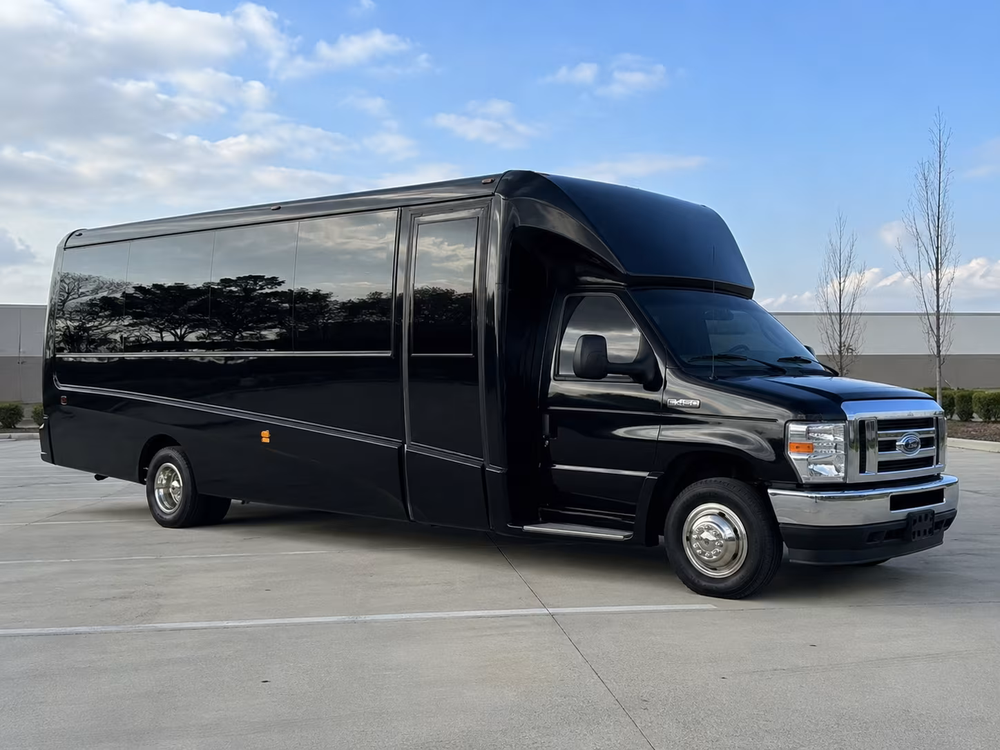 jerseycitycharterbuscompany com is ready to help you find the right concert bus in jersey city