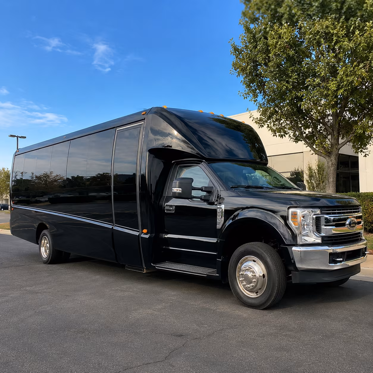 woodbridge airport shuttles for your travel needs